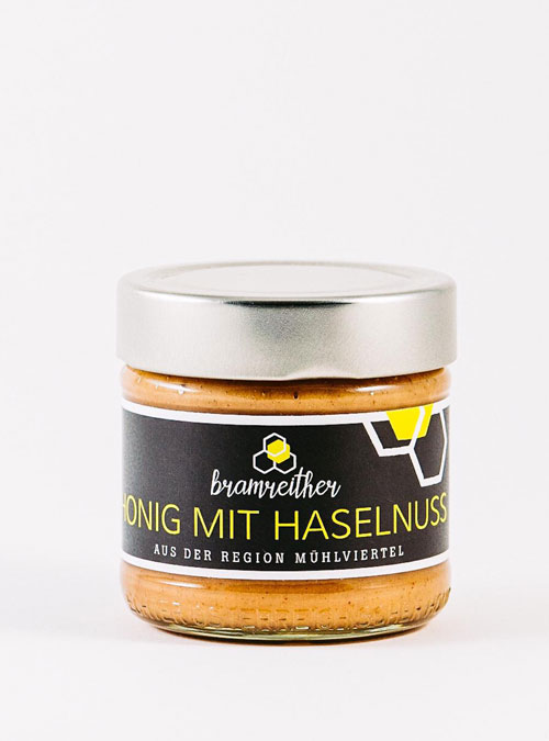 Bio Imkerei Bramreither - Mühlviertel - Honig mit Haselnuss - regional kaufen - Honigzubereitung